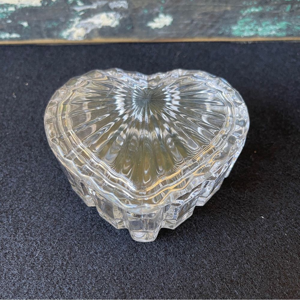 Glass Heart Trinket Box Lidded Pressed Ring Dish Vintage